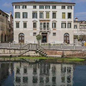 https://letterario-rooms.hotelinveneto.com